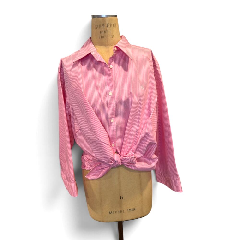 *Plus Size Button Down Blouse - Picture 5 of 6